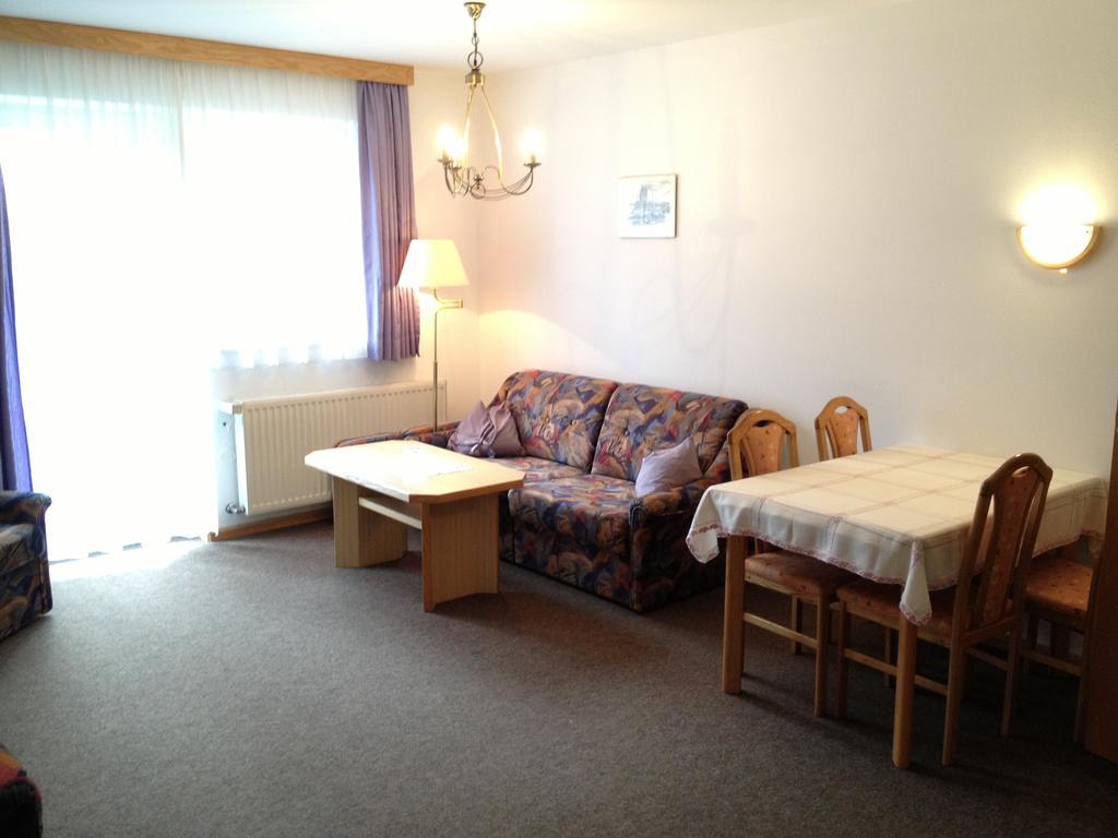 Pension & Appartement Fortin 巴德小基希海姆 外观 照片