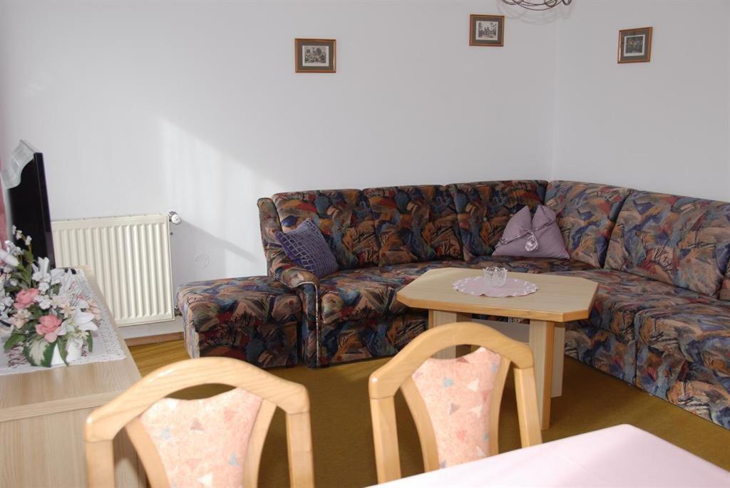 Pension & Appartement Fortin 巴德小基希海姆 外观 照片