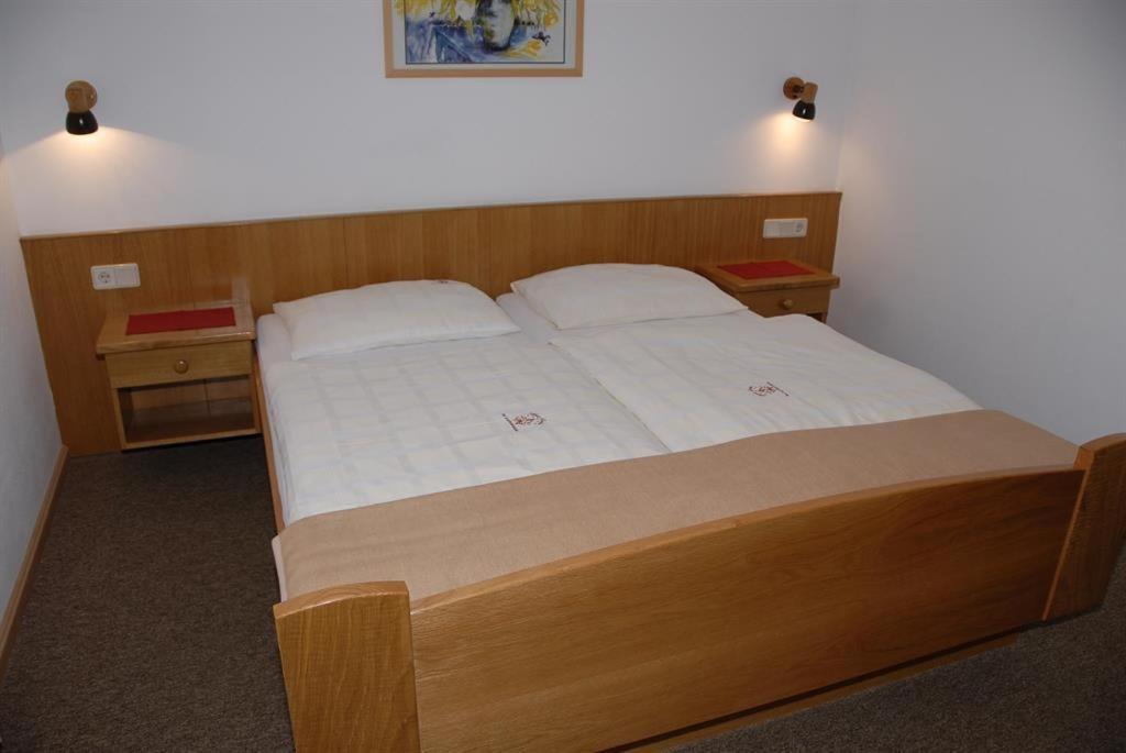 Pension & Appartement Fortin 巴德小基希海姆 外观 照片