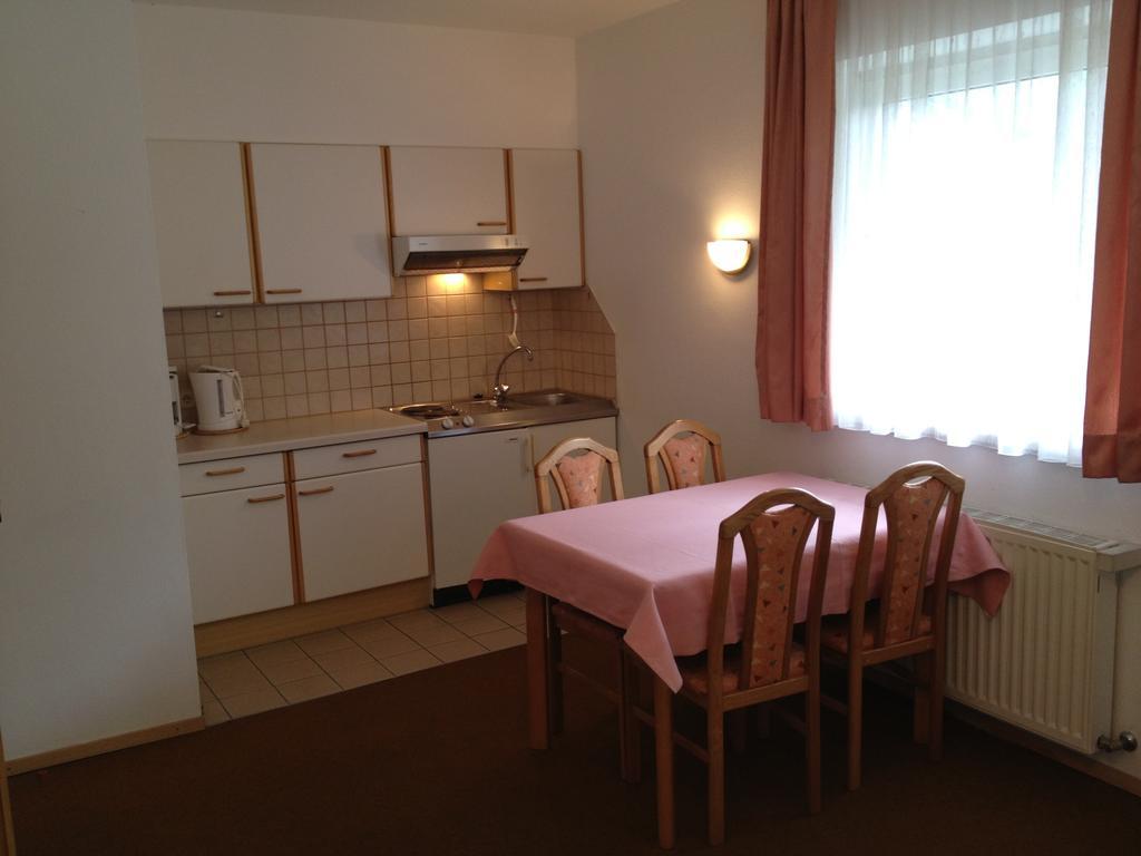 Pension & Appartement Fortin 巴德小基希海姆 客房 照片